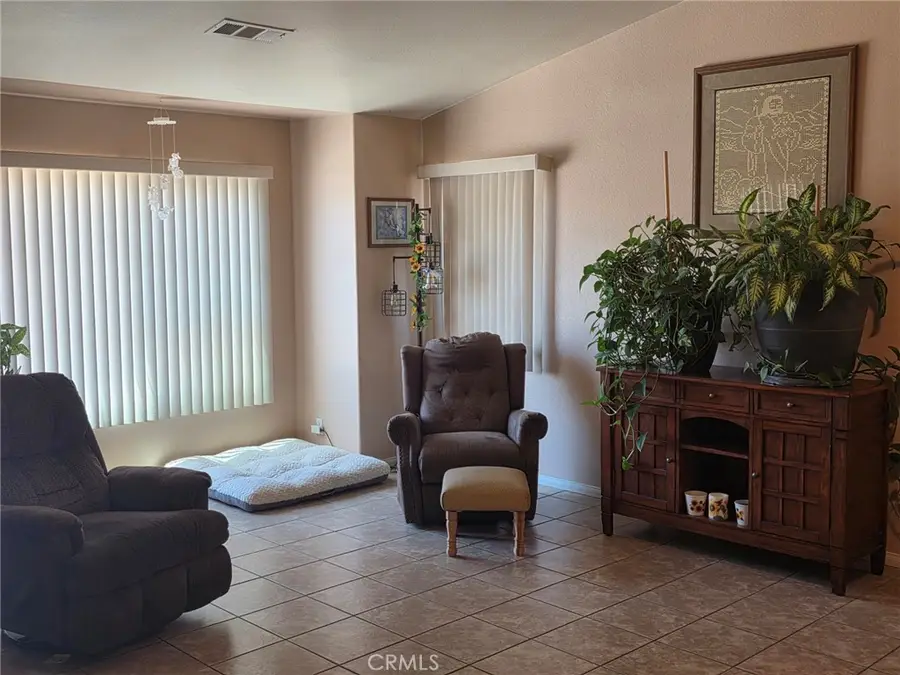 21224 Vidal Court, Apple Valley, CA 92308 - #3