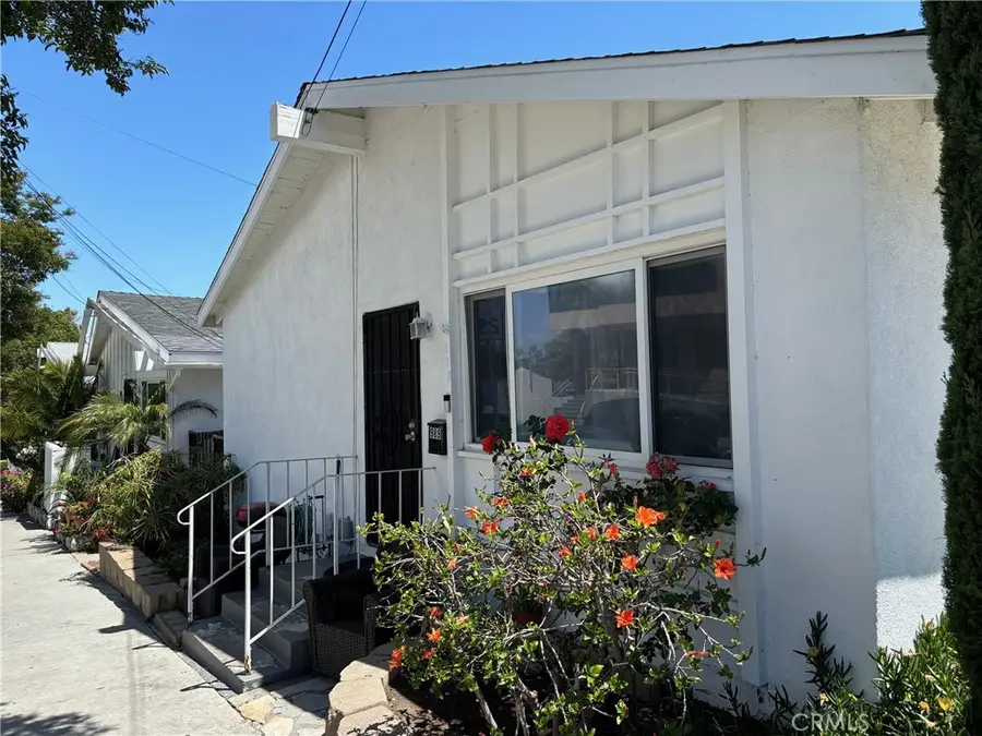 977 W 2nd Street, San Pedro, CA 90731 - #2