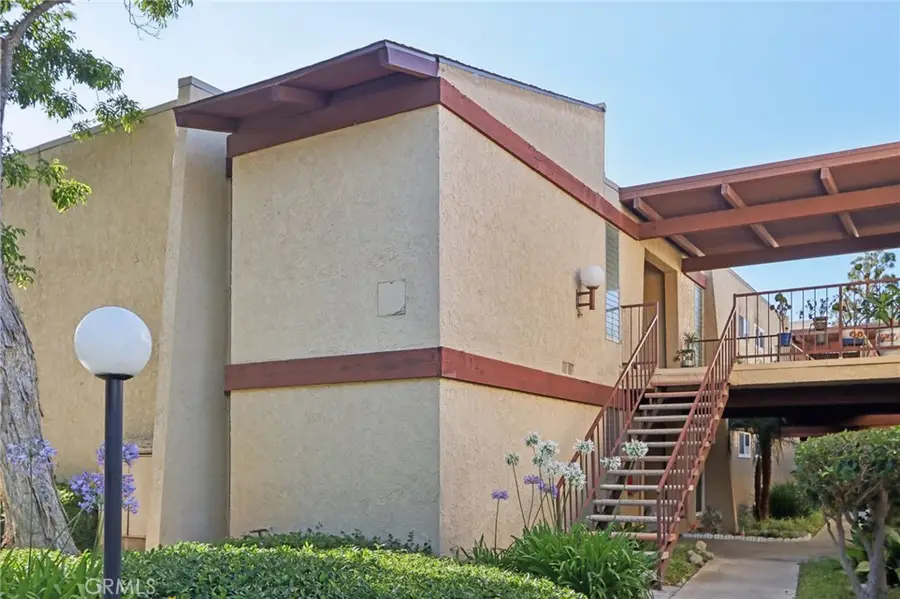 1010 W Macarthur Boulevard #24, Santa Ana, CA 92707 - Image #2