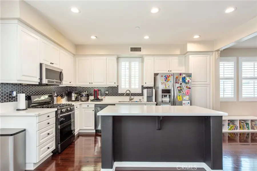 11 Travis Road, Buena Park, CA 90621 - #3