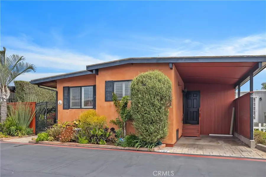 103 Yorktown, Newport Beach, CA 92660 - Image #3