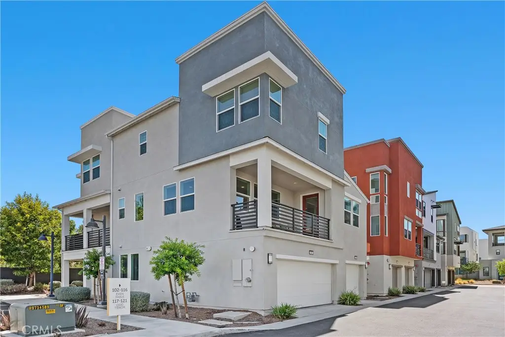 102 Fable, Irvine, CA 92618 - Image #1