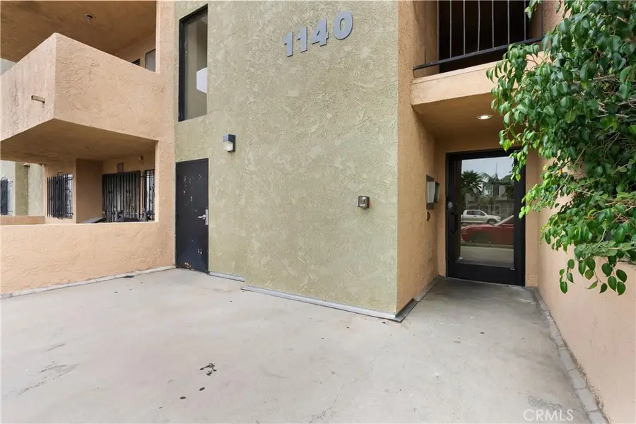 1140 Pacific Avenue #19, Long Beach, CA 90813 - #3