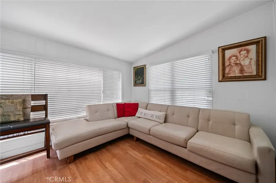 156 S Pennsylvania Avenue, Glendora, CA 91741 - Image #2