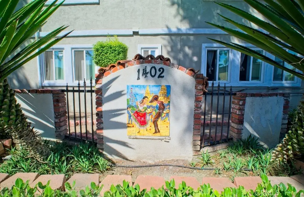 1402 S Minnie Street S, Santa Ana, CA 92707 - Image #1