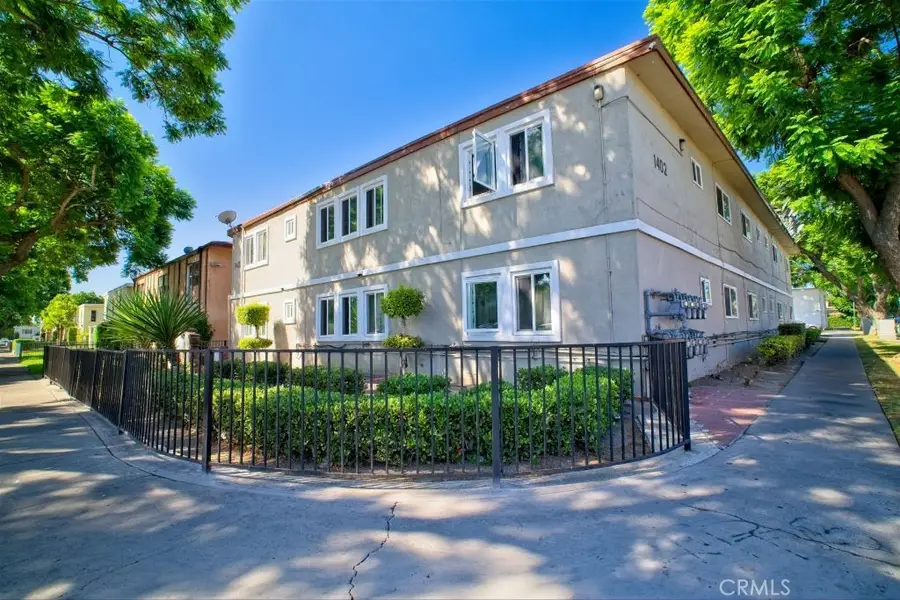1402 S Minnie Street S, Santa Ana, CA 92707 - Image #3