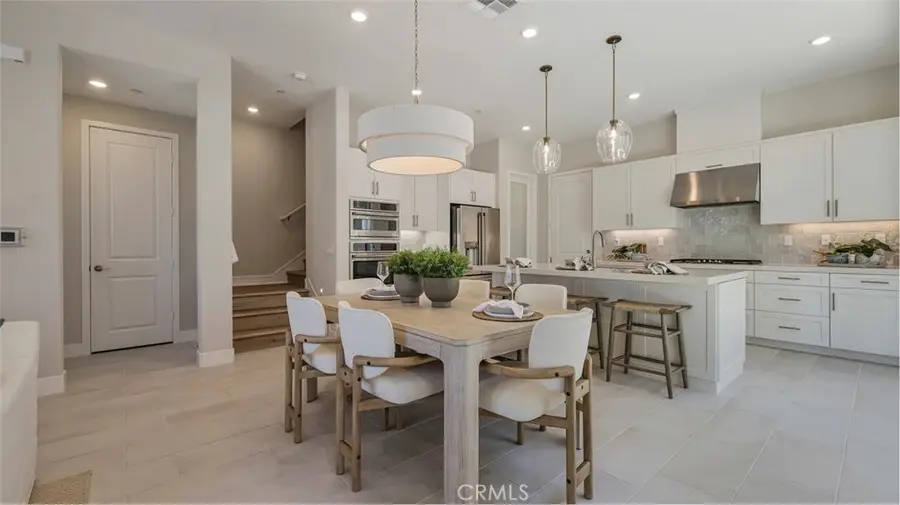 27448 Shining Willow Lane, Valencia, CA 91381 - Image #3