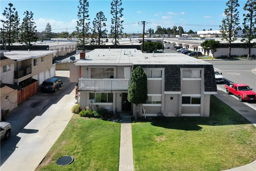 17441 Dairyview Circle, Huntington Beach, CA 92647 - Image #1