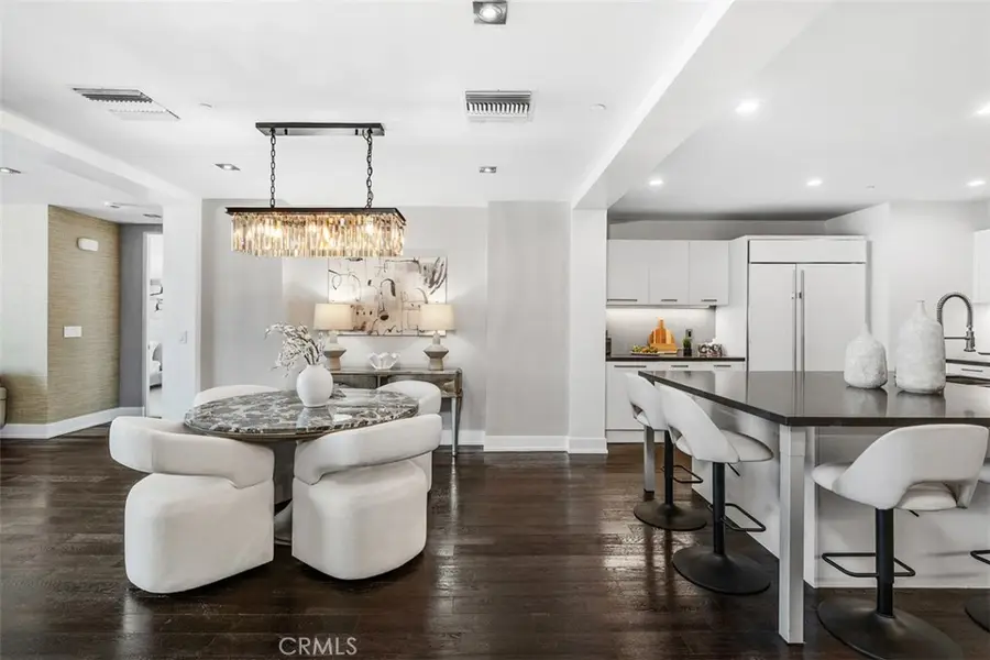 432 N Oakhurst Dr #503, Beverly Hills, CA 90210 - Image #2