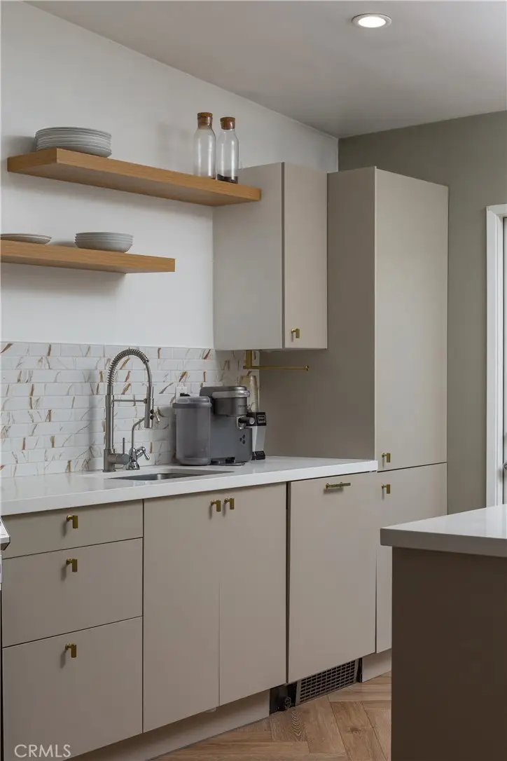 541 A Bernard St, Costa Mesa, CA 92627 - Image #3