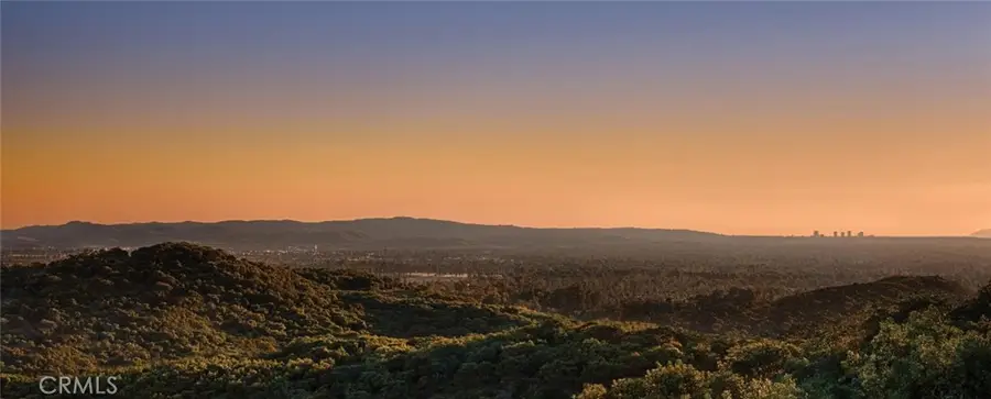 557 Peninsula, Irvine, CA 92602 - Image #3