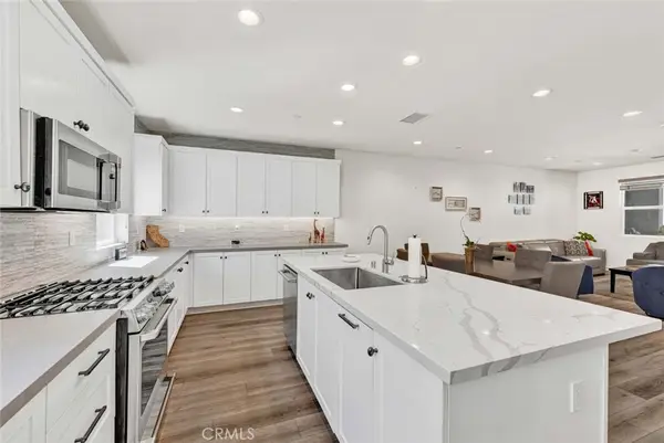 115 Hideaway Loop, Mission Viejo, CA 92692