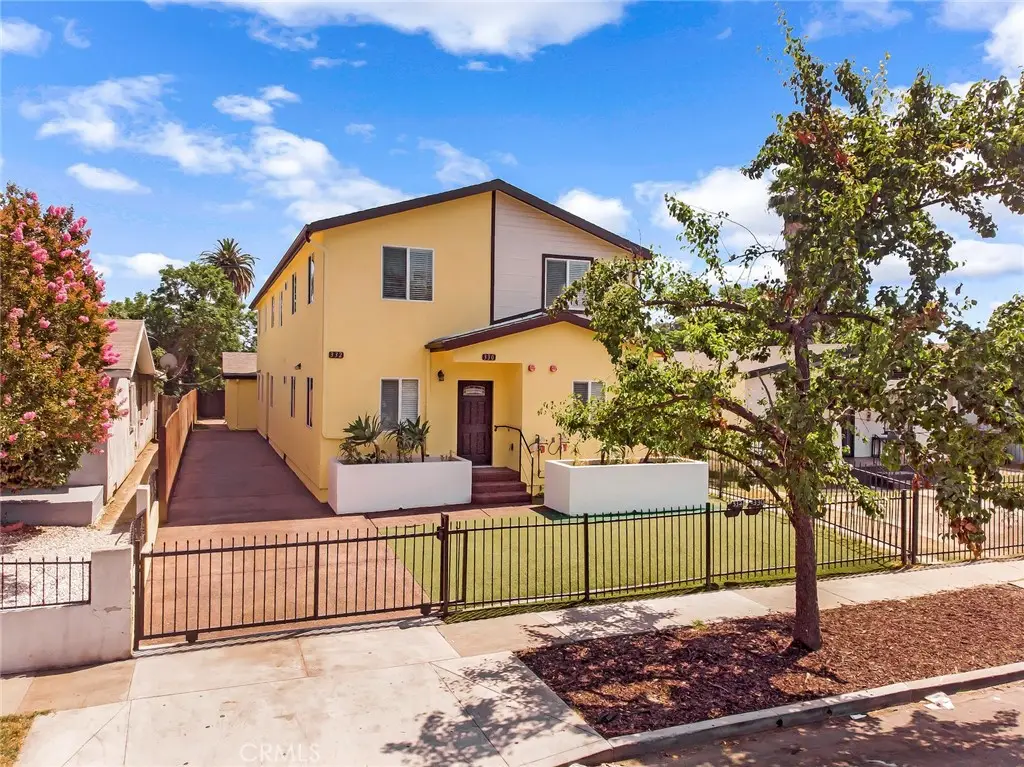 330 E 101st Street, Los Angeles, CA 90003 - #1