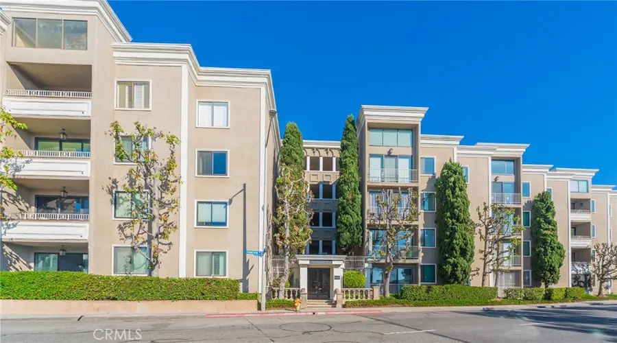 8455 Fountain Avenue #108, West Hollywood, CA 90069 - #2