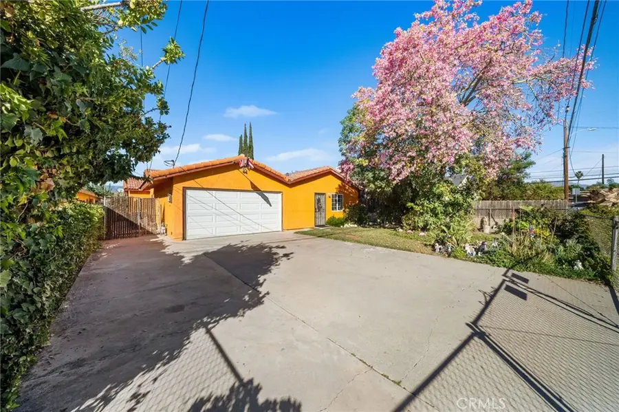 1584 E Davidson Street, San Bernardino, CA 92408 - Image #2