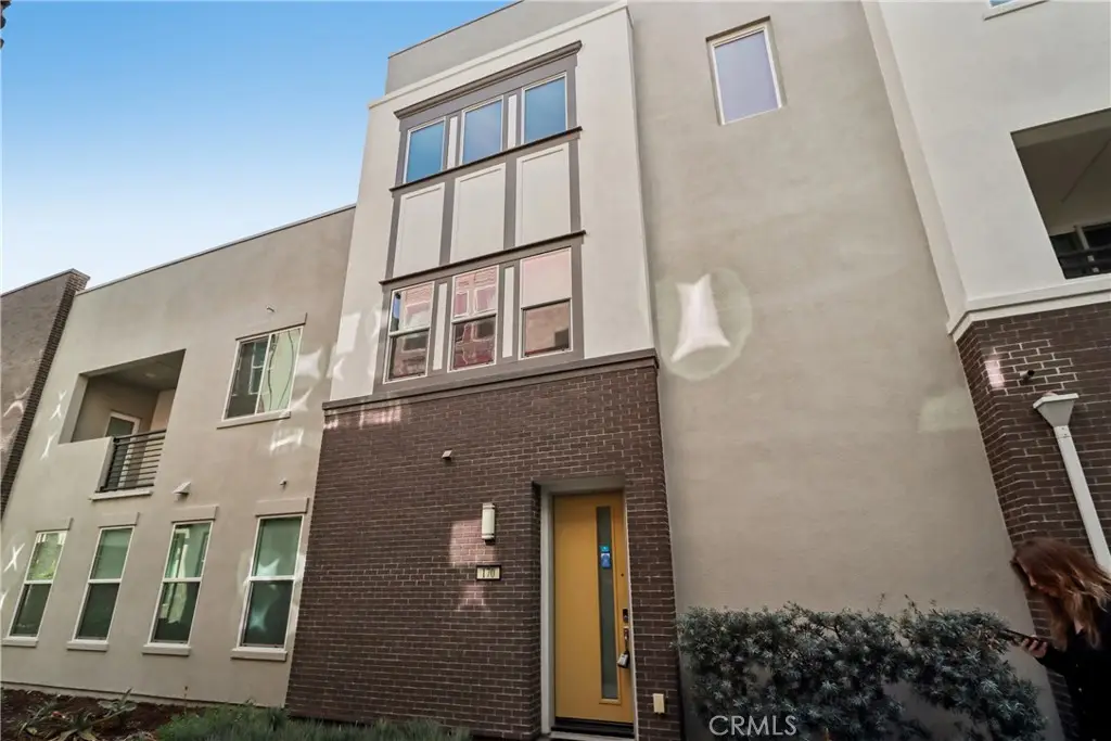 170 Fable, Irvine, CA 92618 - Image #1