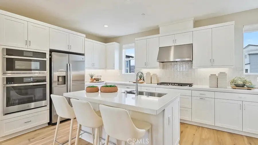 27459 Pistachio Way, Valencia, CA 91381 - Image #2