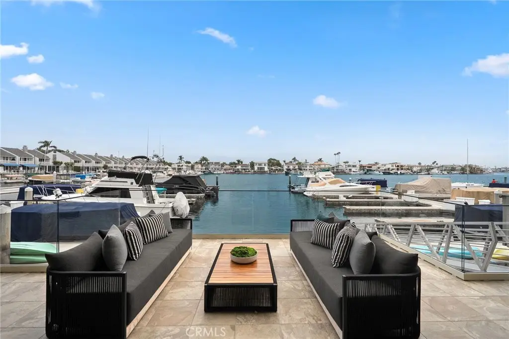 16449 Wimbledon Lane, Huntington Beach, CA 92649 - Image #1