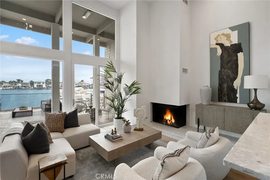 16449 Wimbledon Lane, Huntington Beach, CA 92649 - Image #2