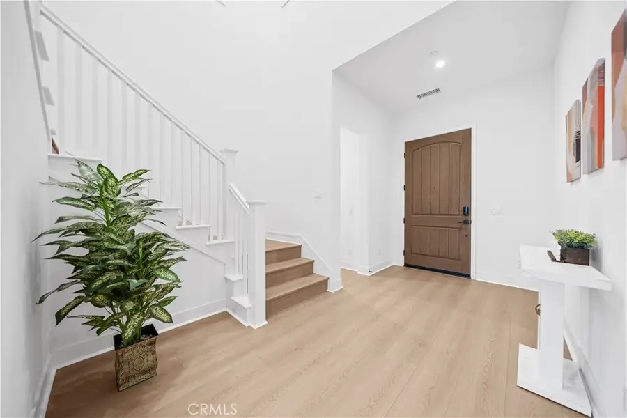 118 Glydon, Irvine, CA 92618 - Image #3