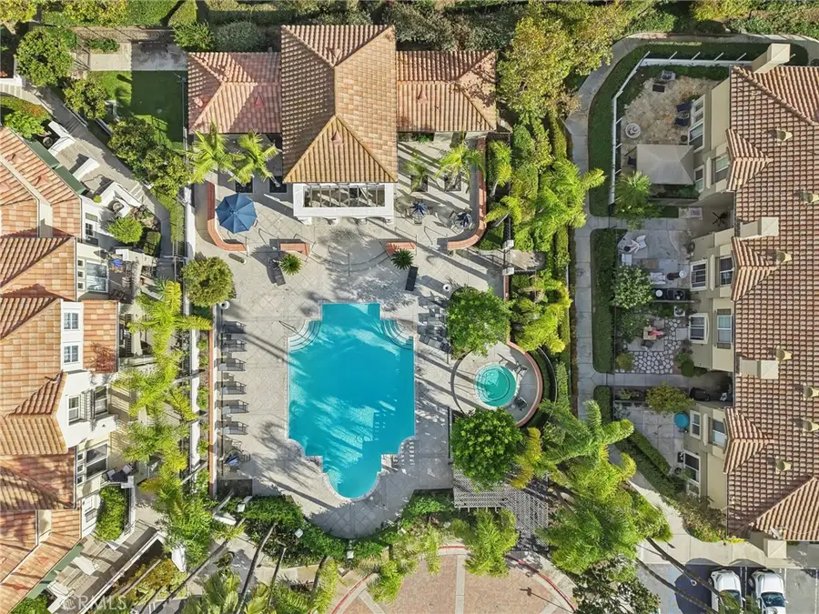 33 Via Pamplona, Rancho Santa Margarita, CA 92688 - Image #2