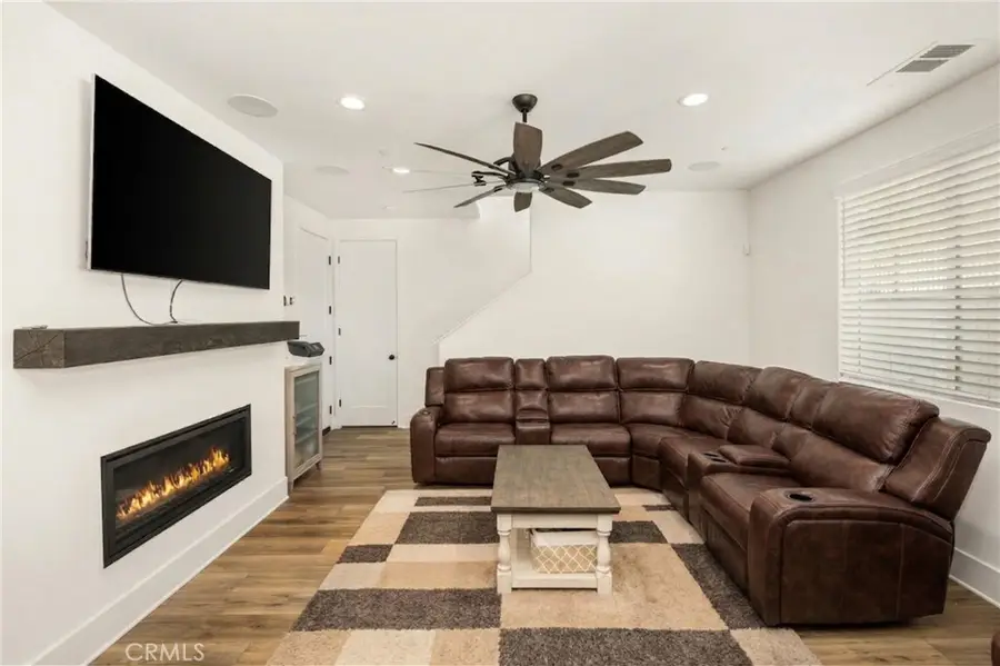 11786 Glenridge Rd, Corona, CA 92883 - #2