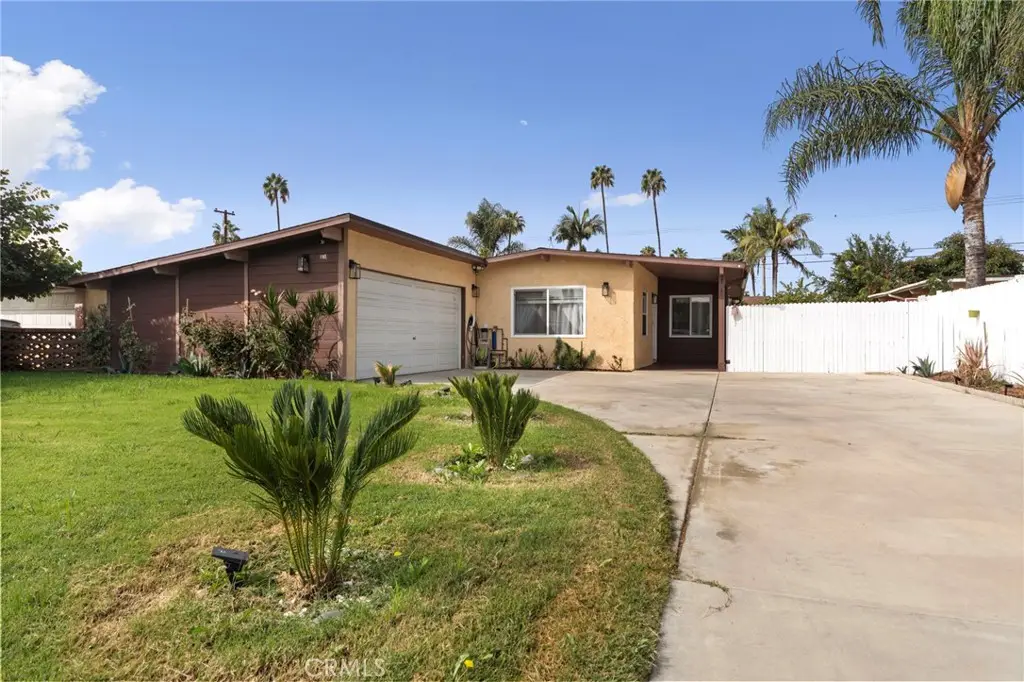 5721 N Rockvale Ave, Azusa, CA 91702 - Image #1