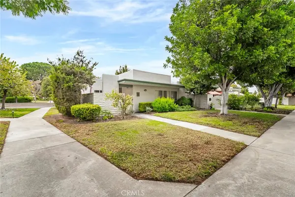 2220 E Via Mariposa East #H, Laguna Woods, CA 92637