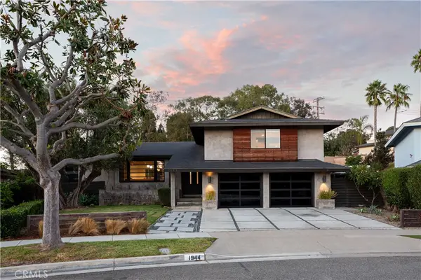 1944 Flamingo Drive, Costa Mesa, CA 92626