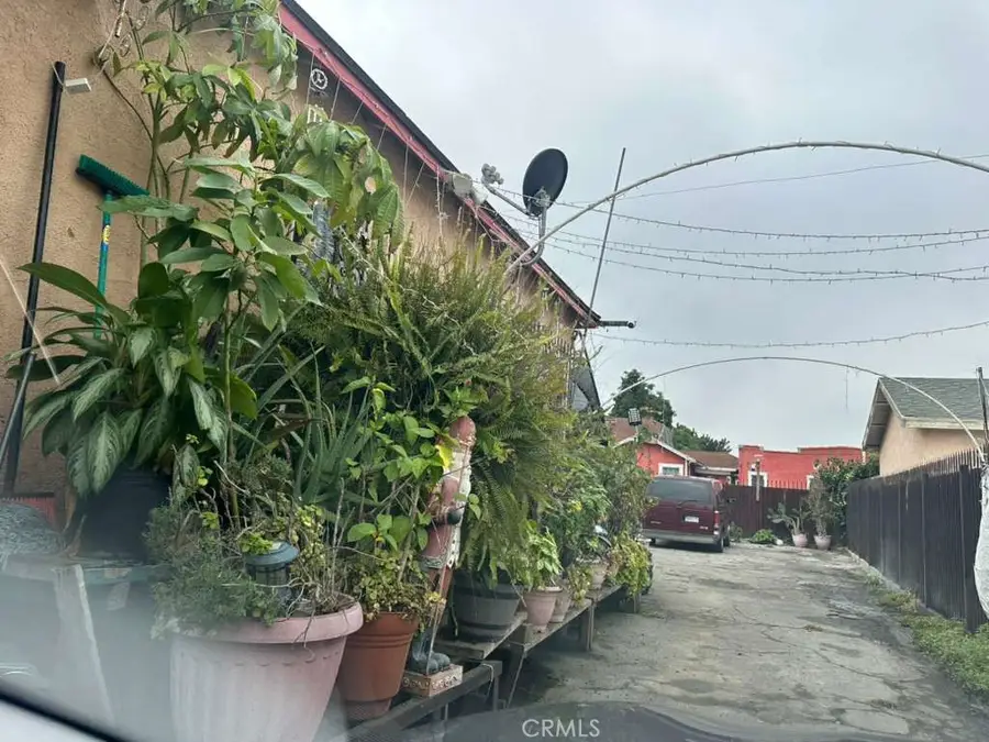 11507 Grape, Los Angeles, CA 90059 - Image #3