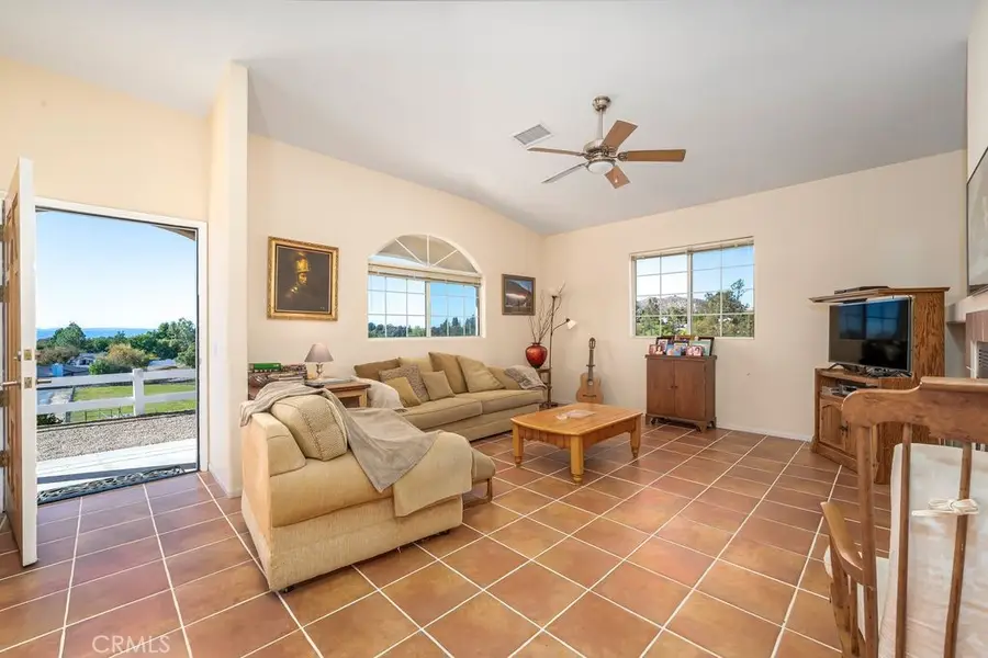 38940 Mesa Road, Temecula, CA 92592 - Image #3