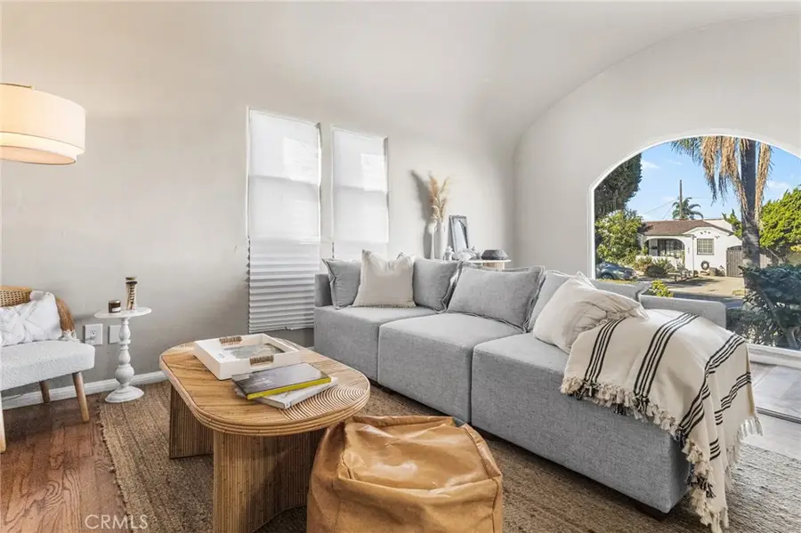 2056 W 70th, Los Angeles, CA 90047 - Image #3