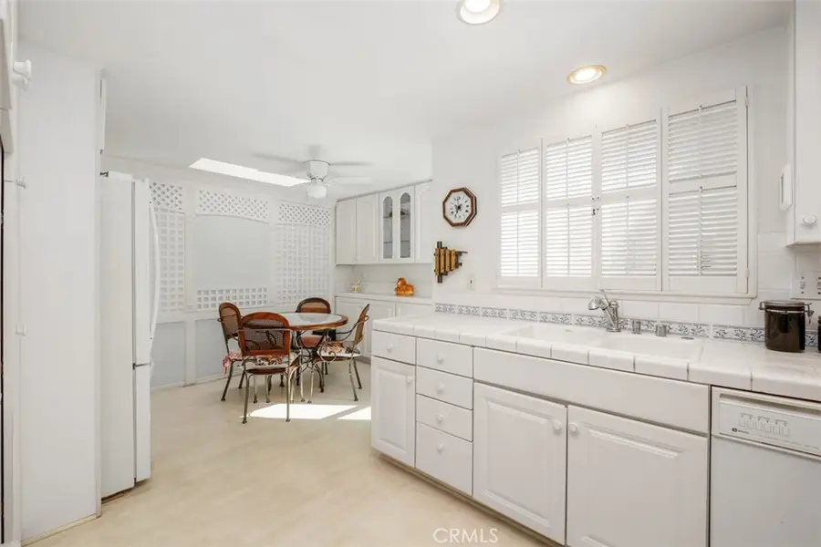 2388 W Via Mariposa #3E, Laguna Woods, CA 92637 - #3
