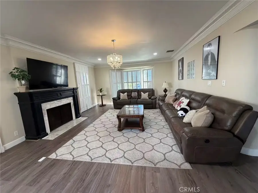 113 N Doheny, Beverly Hills, CA 90211 - Image #2