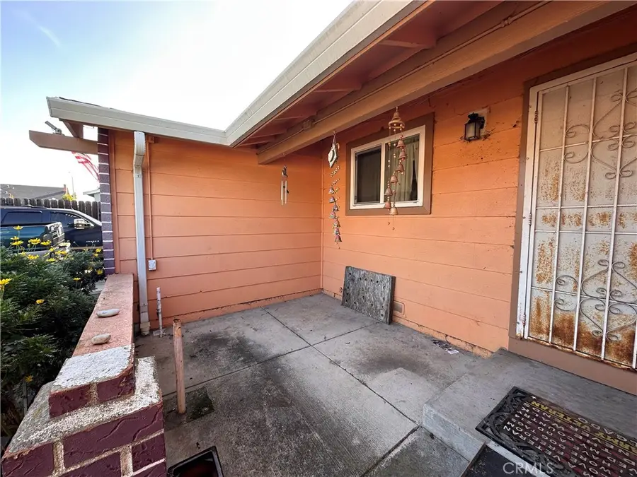 890 Tradewind Lane, Rodeo, CA 94572 - Image #2