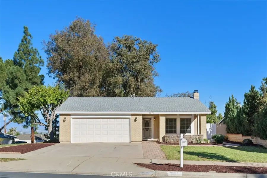 1691 W Ontario Avenue, Corona, CA 92882 - Image #3