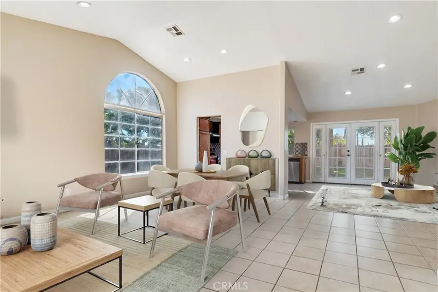 2864 N Riverside, Rialto, CA 92377 - Image #2