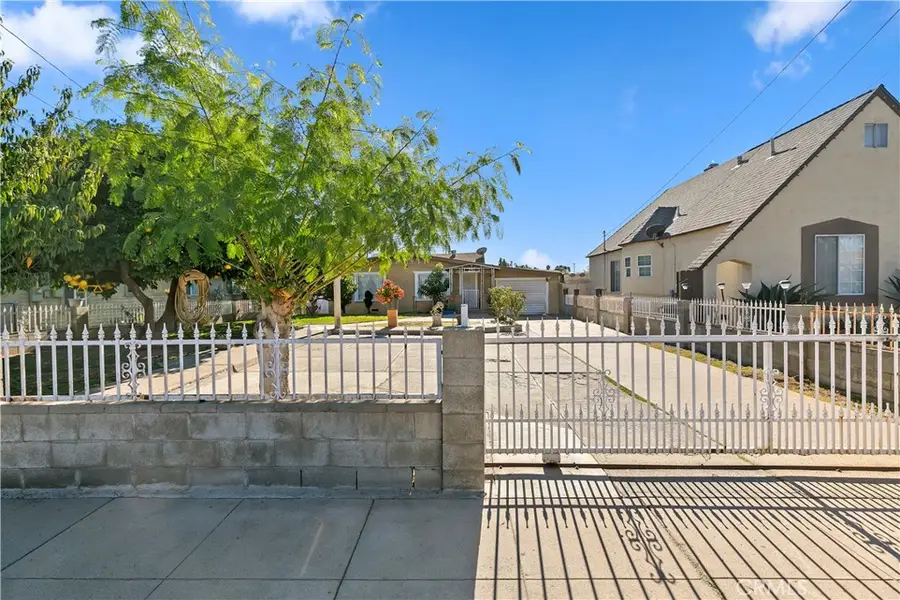 231 W 24th Street, San Bernardino, CA 92405 - #2