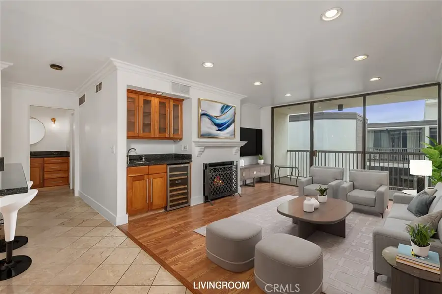 911 N Kings Road #319, West Hollywood, CA 90069 - Image #2