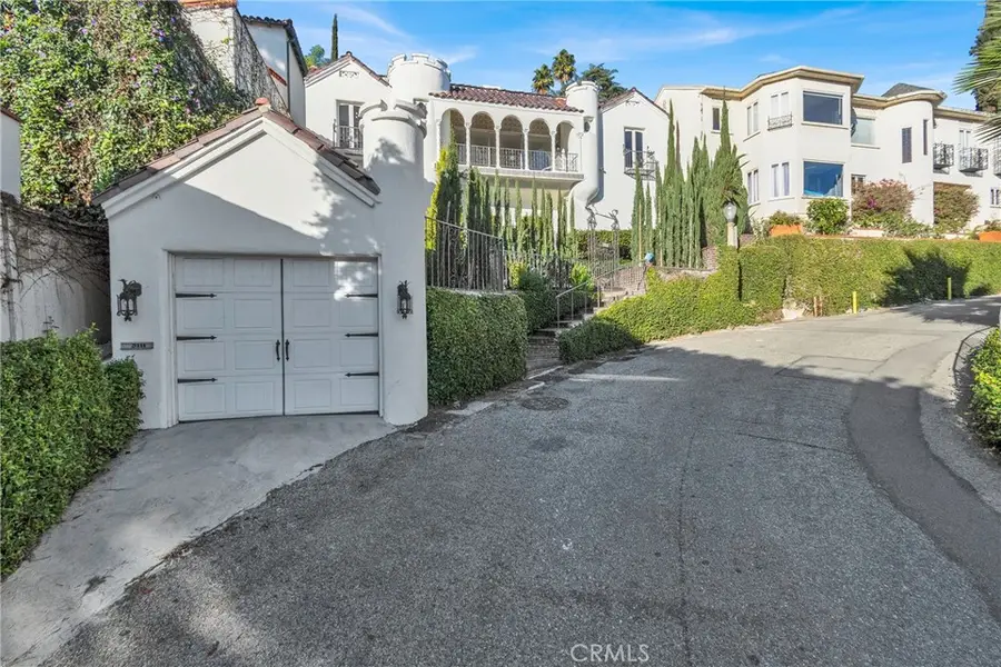 2111 Rockledge, Los Angeles, CA 90068 - #3