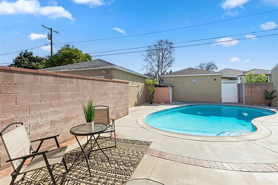 6008 Village Road, Lakewood, CA 90713 - #2
