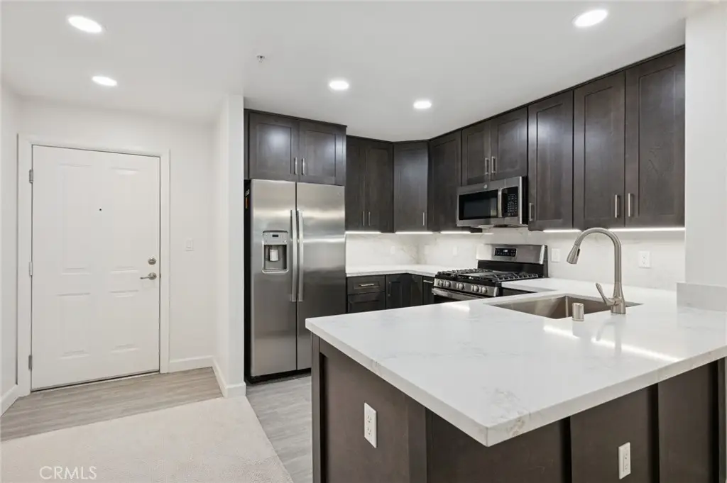 2202 Watermarke, Irvine, CA 92612 - #1