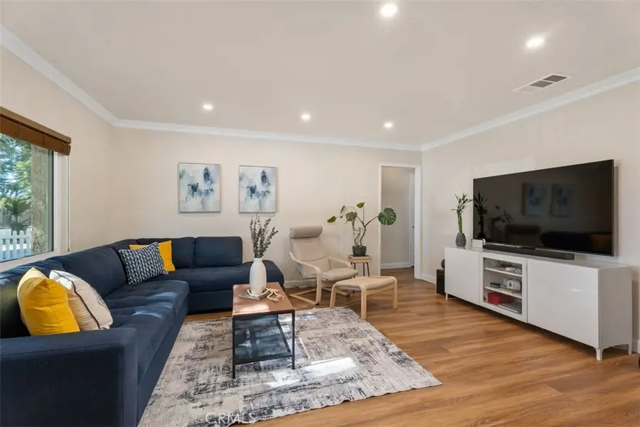 4529 W Flight Avenue, Santa Ana, CA 92704 - Image #2