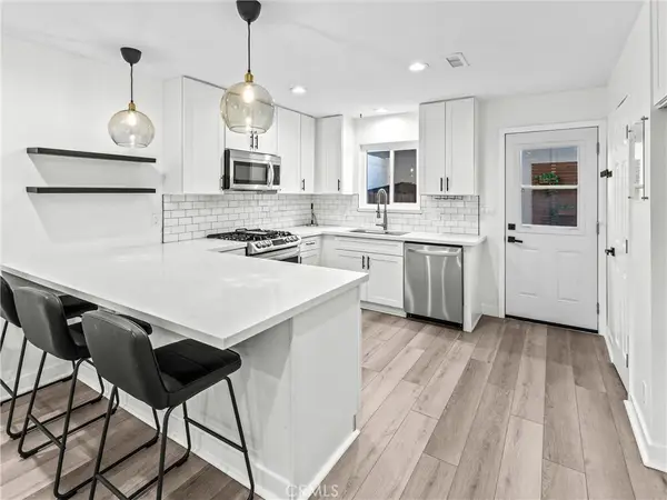 9848 Argyle Drive, Huntington Beach, CA 92646