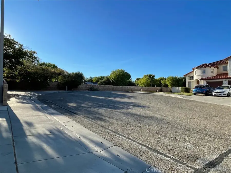 6608 Teasdale Street, Lancaster, CA 93536 - #3