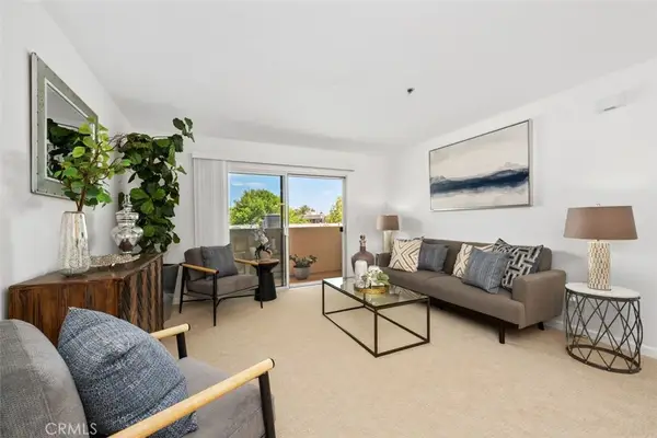 4501 Cedros #338, Sherman Oaks, CA 91403