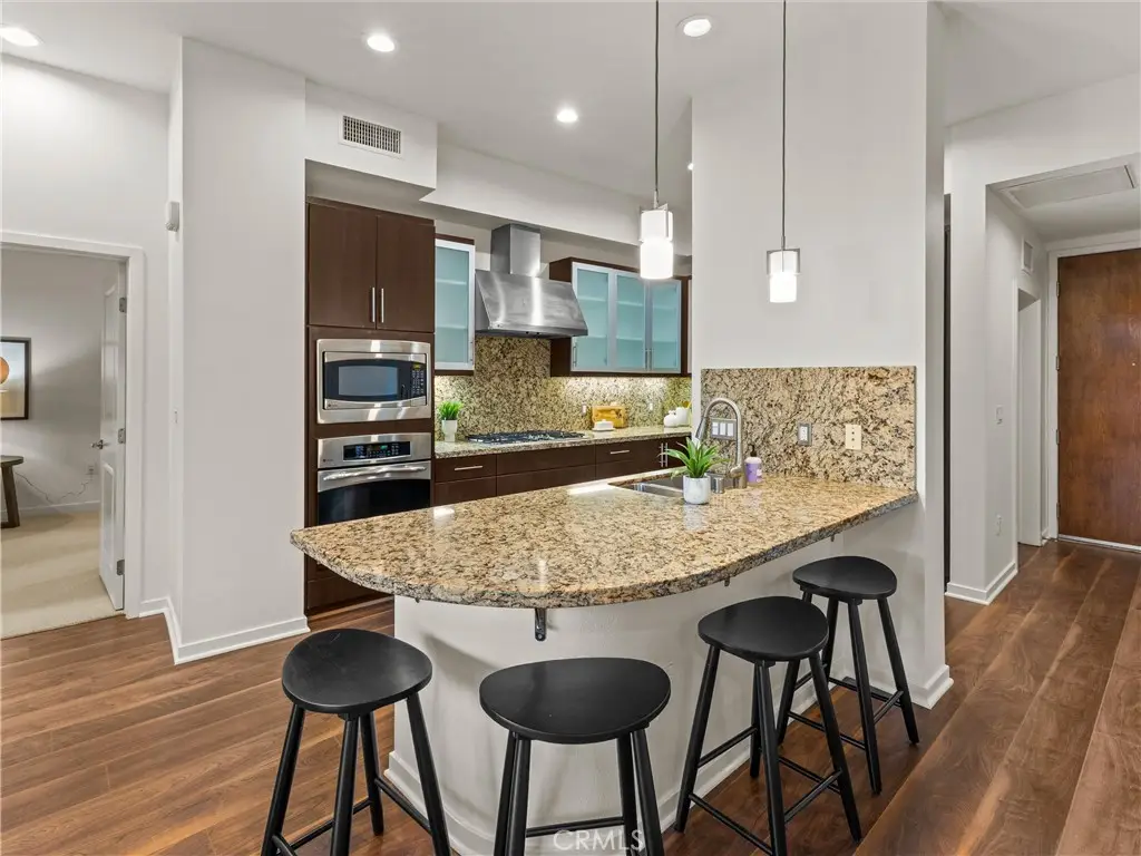 21 Gramercy #208, Irvine, CA 92612 - #1