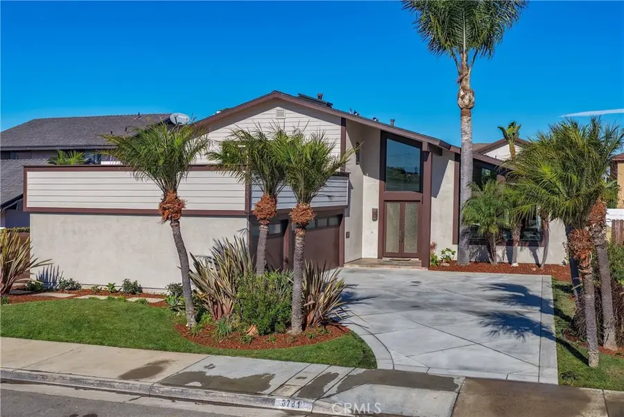 6781 Defiance, Huntington Beach, CA 92647 - Image #3