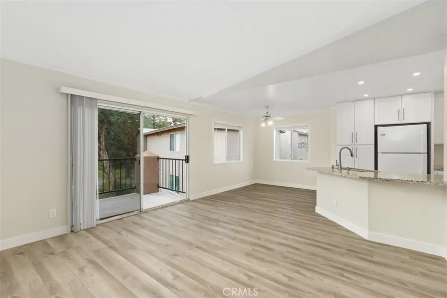 2576 Avenida Del #204, Corona, CA 92882 - Image #2