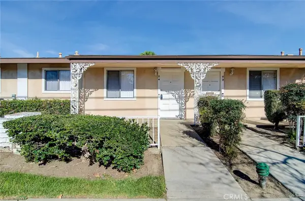 2525 N Bourbon #T4, Orange, CA 92865